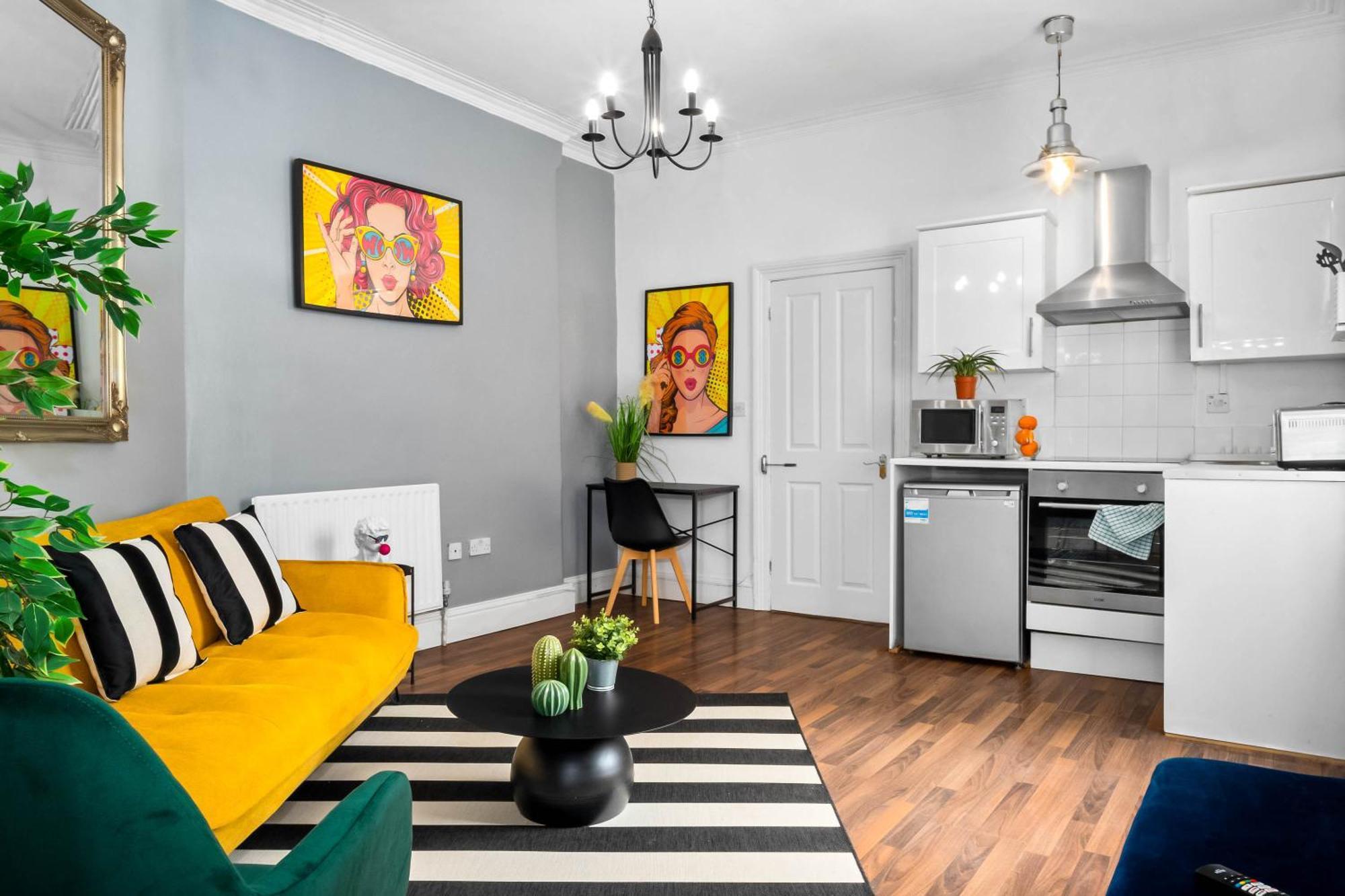Luxury Apartment - Fast Wifi - Wolverhampton 9Apc Екстериор снимка